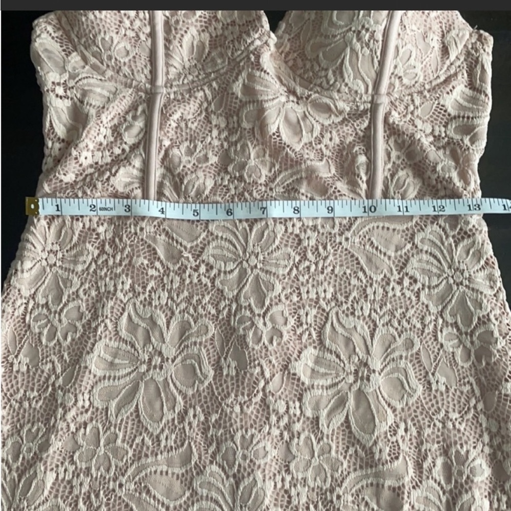 Blossom blush pink midi dress - Picture 7 of 10